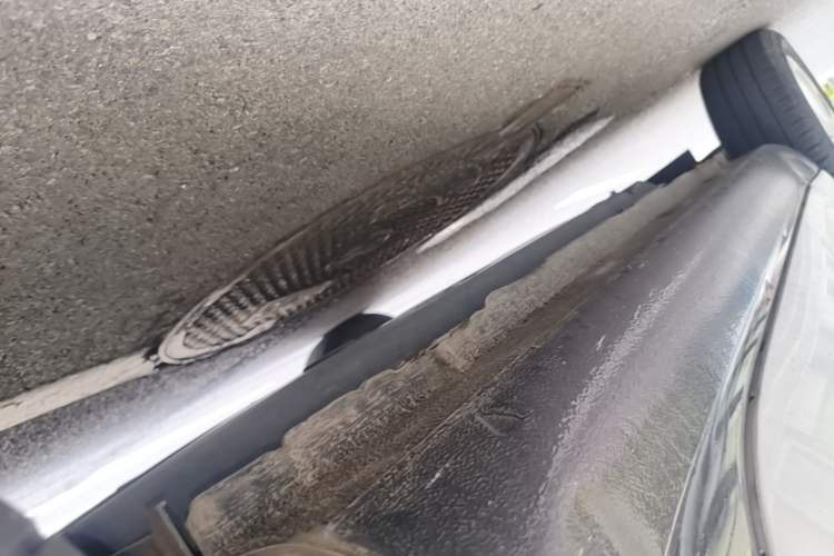 Used smart fortwo 2015 1.0L 52 kW hardtop Dynamic version Left Side Sill