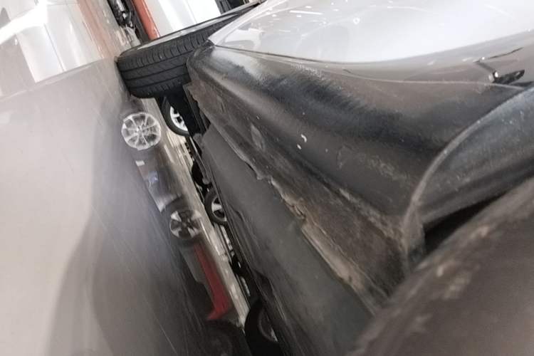 Used smart fortwo 2015 1.0L 52 kW hardtop Dynamic version Left Side Sill