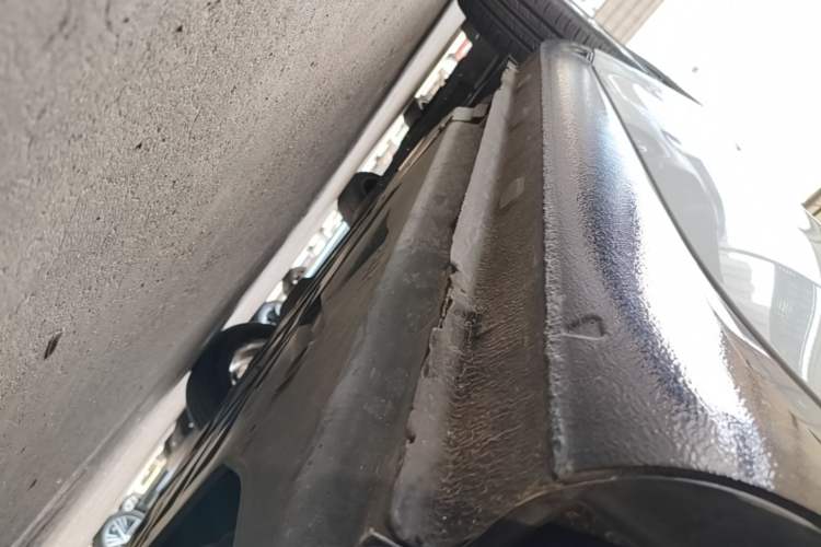Used smart fortwo 2015 1.0L 52 kW hardtop Dynamic version Left Side Sill