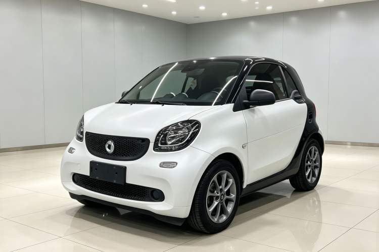 Used smart fortwo 2015 1.0L 52 kW hardtop Dynamic version Guazi used car, China used car export, Used car for sale, Used cars, Cheapest cars for sale