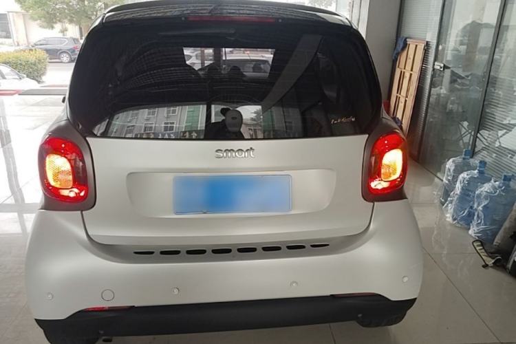 Used smart fortwo 2015 1.0L 52 kW hardtop Dynamic version Rear