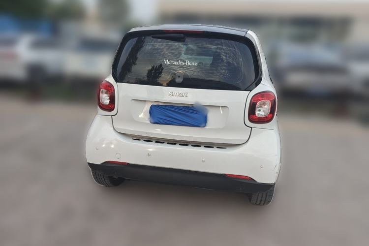 Used smart fortwo 2015 1.0L 52 kW hardtop Dynamic version Rear