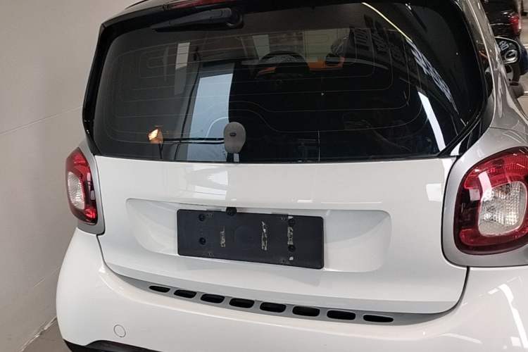 Used smart fortwo 2015 1.0L 52 kW Hardtop Passion Edition Rear