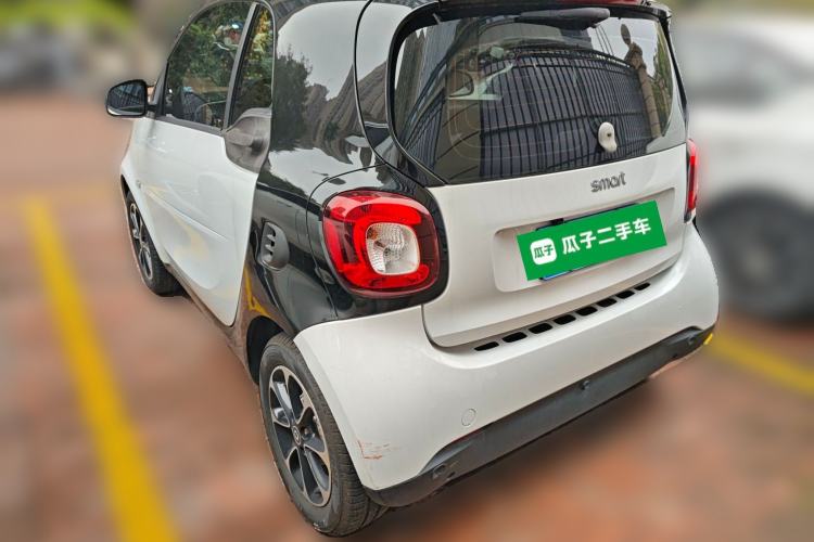 Used smart fortwo 2015 1.0L 52 kW Hardtop Passion Edition Rear Left 45 Deg