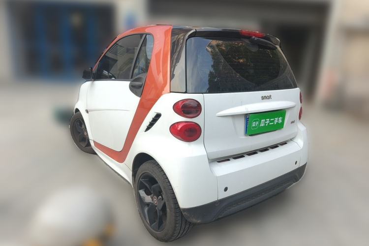 Used smart fortwo 2015 1.0 MHD Spark Special Edition Rear Left 45 Deg