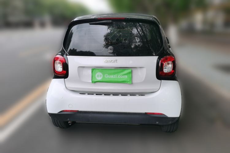 Used smart fortwo 2015 1.0L 52 kW hardtop Dynamic version Rear