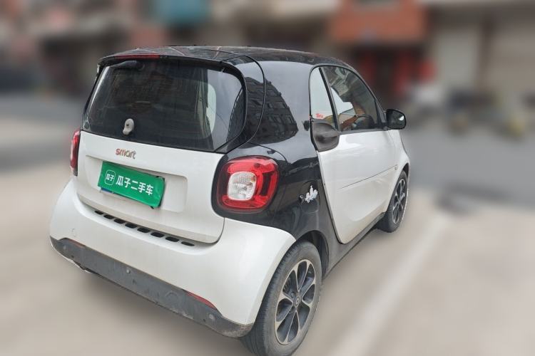 Used smart fortwo 2015 1.0L 52 kW Hardtop Passion Edition Rear Right 45 Deg