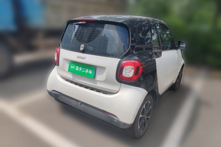 Used smart fortwo 2015 1.0L 52 kW Hardtop Passion Edition Rear Right 45 Deg