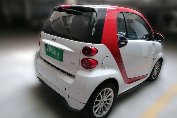Used smart fortwo 2015 1.0 MHD Comfort Travel Edition Rear Right 45 Deg