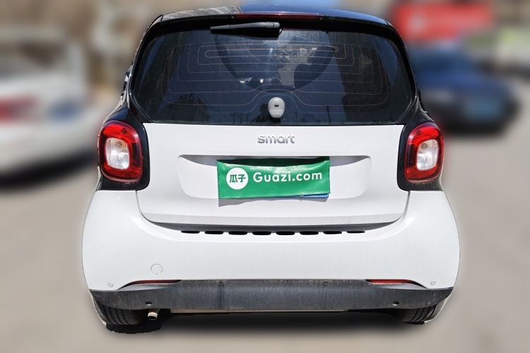Used smart fortwo 2015 1.0L 52 kW hardtop Dynamic version Rear