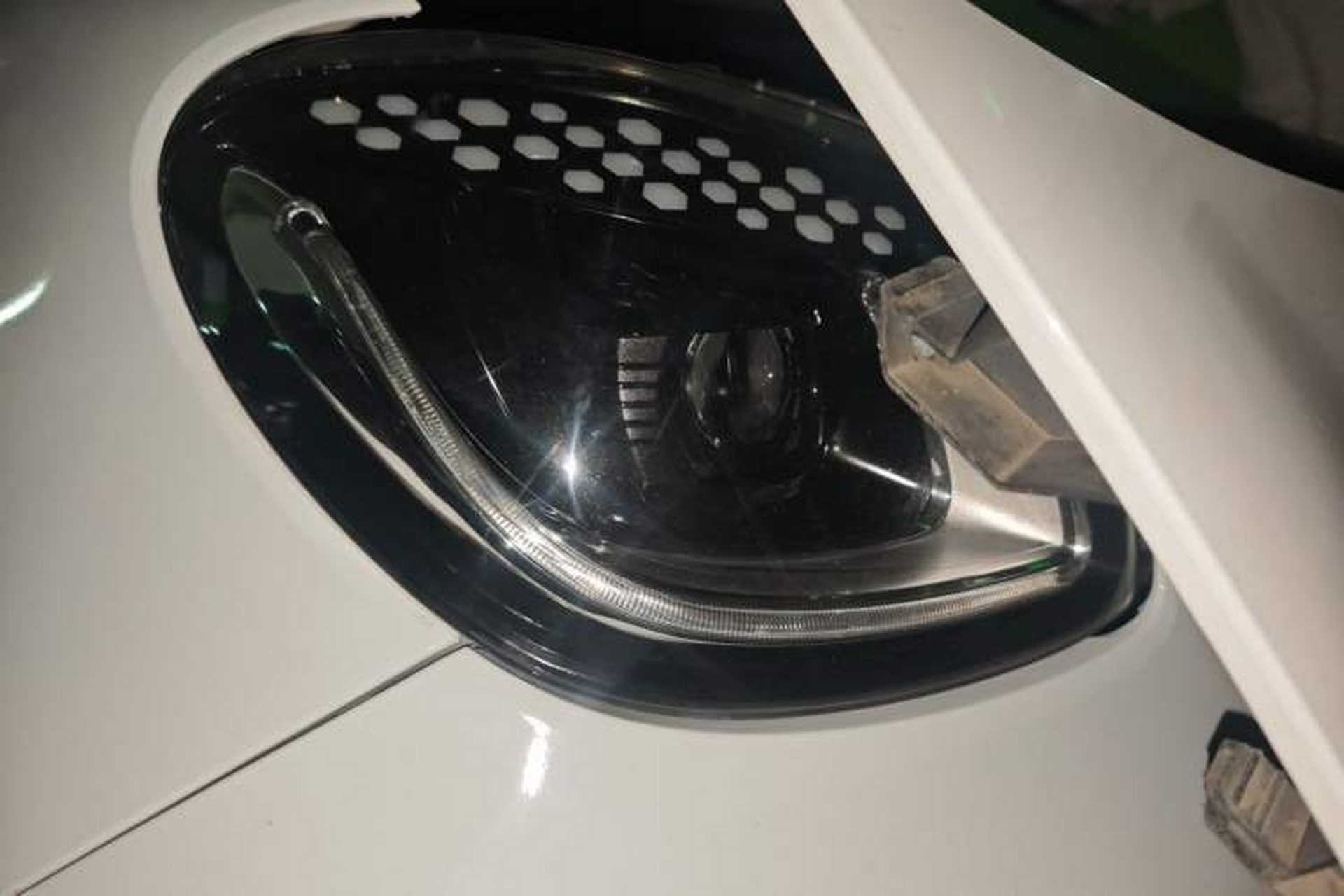 Used smart fortwo 2015 1.0L 52 kW Hardtop Passion Edition Right Front Headlight