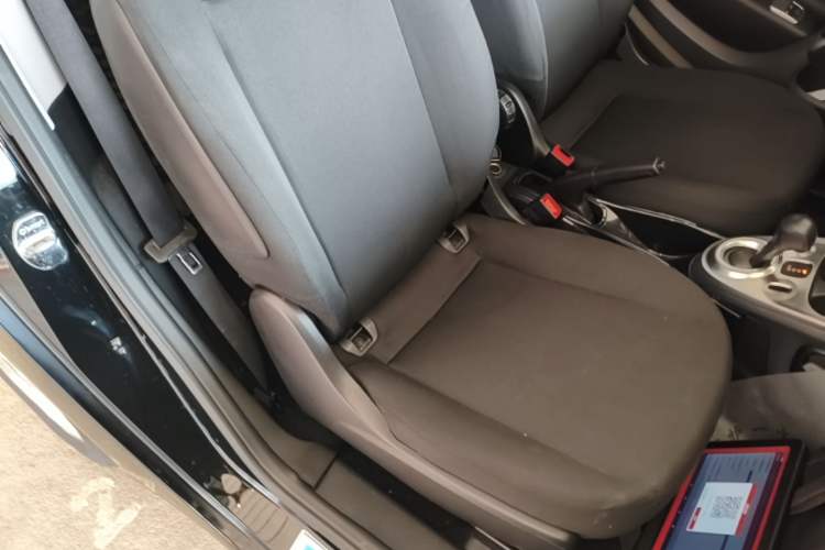 Used smart fortwo 2015 1.0L 52 kW hardtop Dynamic version Right Front Seat