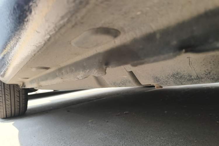 Used smart fortwo 2015 1.0L 52 kW Hardtop Passion Edition Right Side Sill