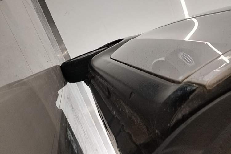Used smart fortwo 2015 1.0L 52 kW hardtop Dynamic version Right Side Sill
