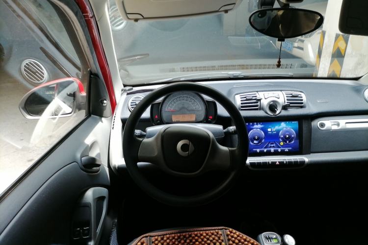 Used smart fortwo 2015 1.0 MHD Comfort Travel Edition Steering Wheel