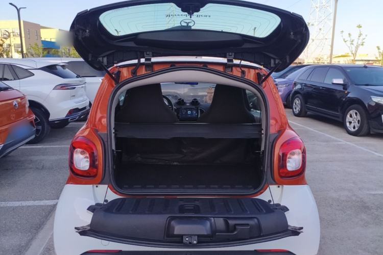 Used smart fortwo 2015 1.0L 52 kW Hardtop Passion Edition Trunk