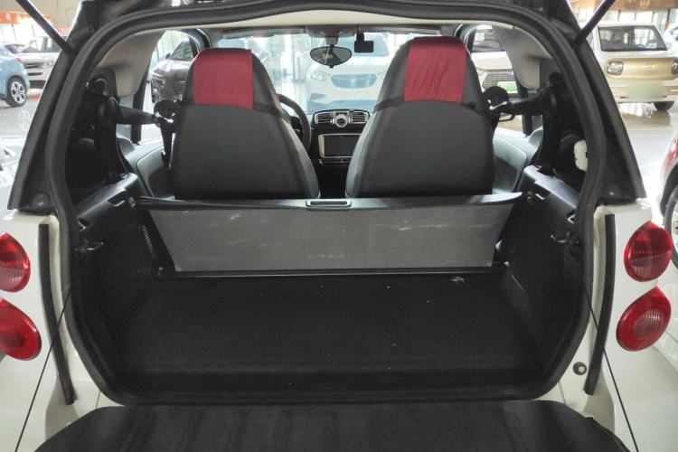 Used smart fortwo 2015 1.0 MHD Comfort Travel Edition Trunk