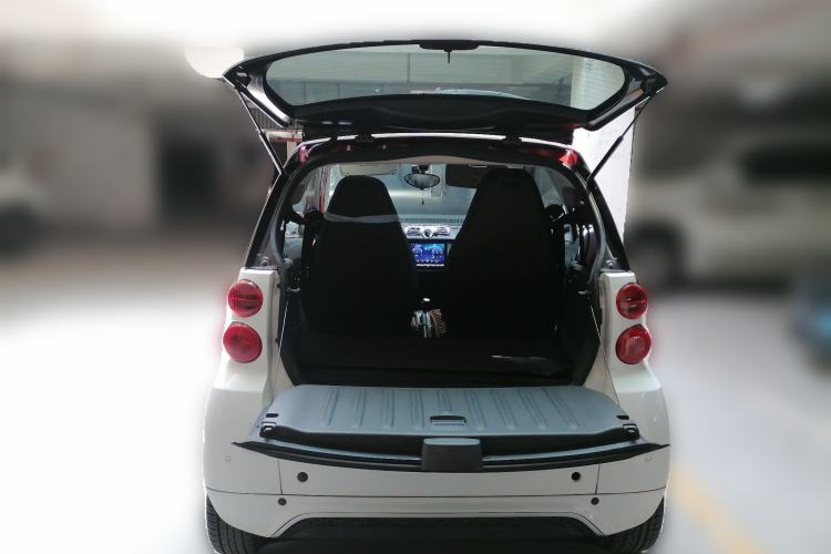 Used smart fortwo 2015 1.0 MHD Comfort Travel Edition Trunk