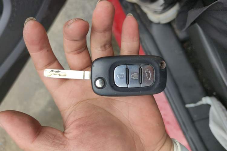 Used smart fortwo 2015 1.0L 52 kW hardtop Dynamic version Vehicle Key