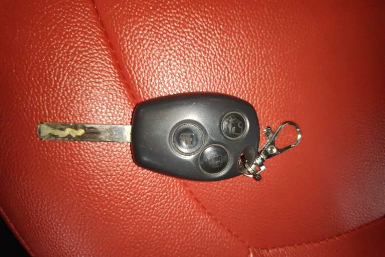Used smart fortwo 2015 1.0L 52 kW Hardtop Passion Edition Vehicle Key