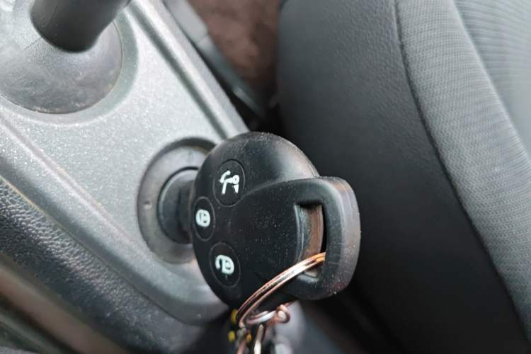 Used smart fortwo 2015 1.0 MHD Comfort Travel Edition Vehicle Key