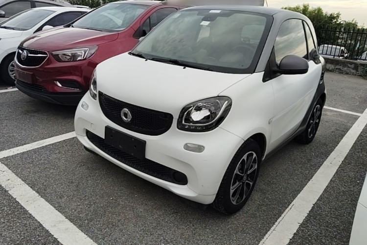 Used smart fortwo 2015 1.0L 52 kW Hardtop Passion Edition Guazi used car, China used car export, Used car for sale, Used cars, Cheapest cars for sale