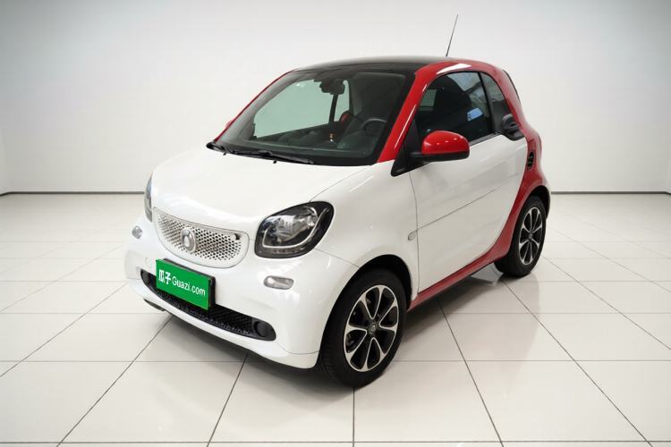 Used smart fortwo 2015 1.0L 52 kW Hardtop Passion Edition Guazi used car, China used car export, Used car for sale, Used smart cars, Cheapest cars for sale