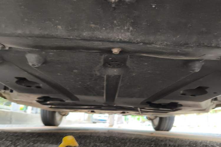 Used smart fortwo 2015 1.0L 52 kW hardtop Dynamic version Chassis Front