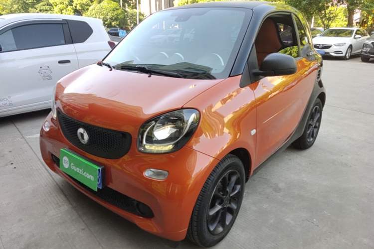 Used smart fortwo 2015 1.0L 52 kW hardtop Dynamic version Guazi used car, China used car export, Used car for sale, Used cars, Cheapest cars for sale
