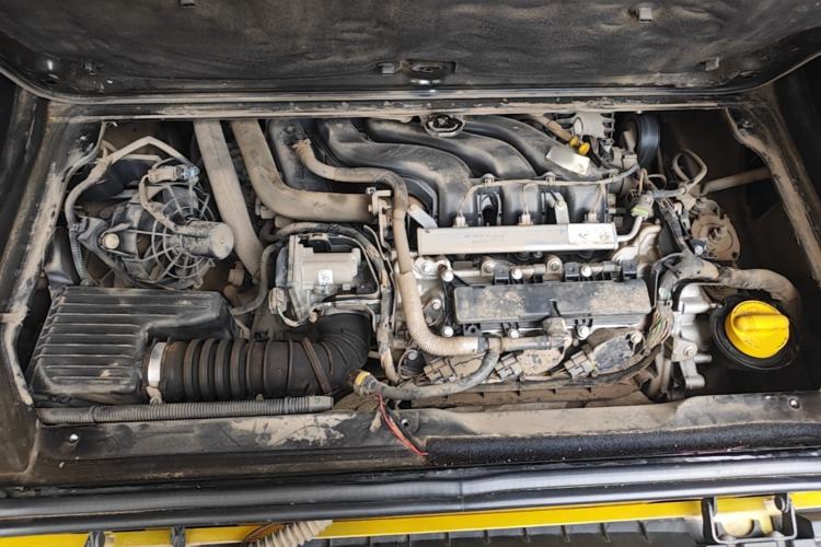 Used smart fortwo 2015 1.0L 52 kW hardtop Dynamic version Engine Bay