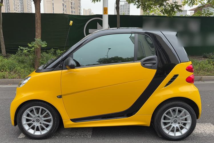 Used smart fortwo 2015 1.0 MHD Comfort Travel Edition Exterior 5