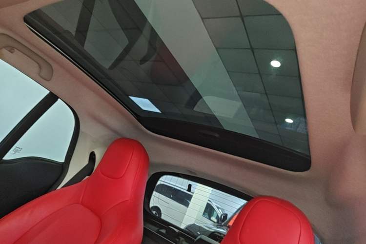 Used smart fortwo 2015 1.0L 52 kW Hardtop Passion Edition Headliner