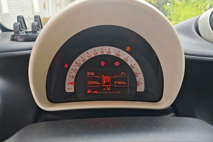 Used smart fortwo 2015 1.0L 52 kW hardtop Dynamic version Instrument Cluster