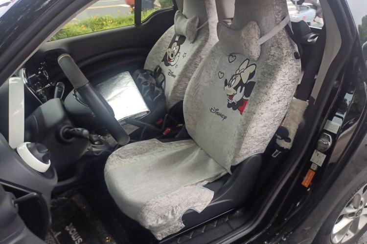 Used smart fortwo 2015 1.0L 52 kW hardtop Dynamic version Left Front Seat