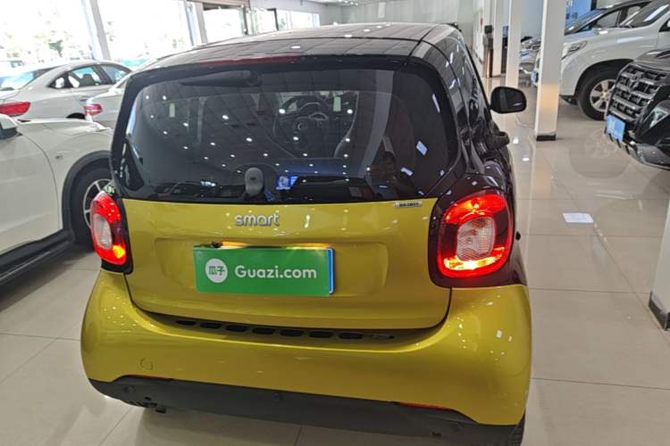 Used smart fortwo 2015 1.0L 52 kW Hardtop Passion Edition Rear