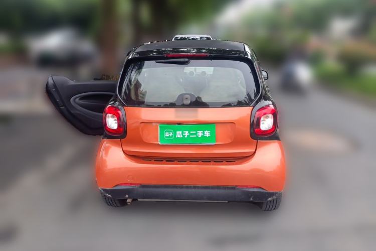 Used smart fortwo 2015 1.0L 52 kW hardtop Dynamic version Rear