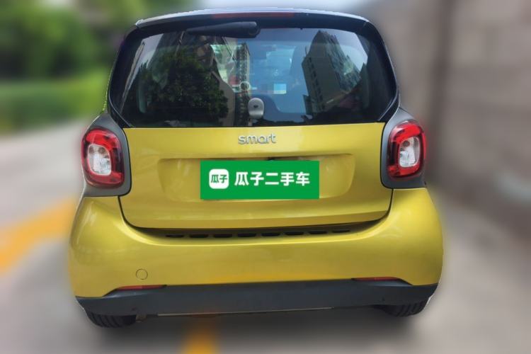 Used smart fortwo 2015 1.0L 52 kW hardtop Dynamic version Rear