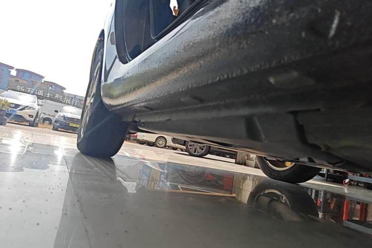 Used smart fortwo 2015 1.0L 52 kW hardtop Dynamic version Right Side Sill