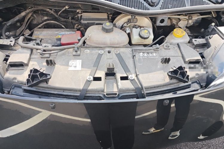 Used smart fortwo 2016 0.9T 66kW Hardtop Pioneer Edition Engine Bay
