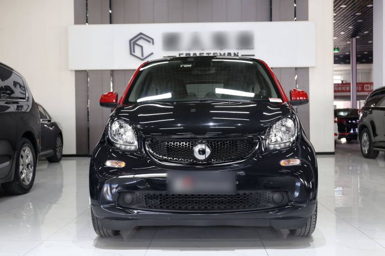 Used smart fortwo 2016 0.9T 66kW Hardtop Pioneer Edition Exterior 1
