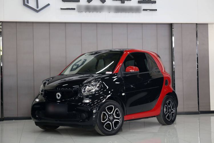 Used smart fortwo 2016 0.9T 66kW Hardtop Pioneer Edition Exterior 4
