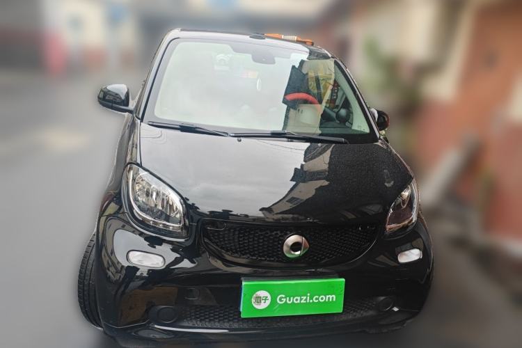 Used smart fortwo 2016 0.9T 66 kW Convertible Pioneer Edition Front