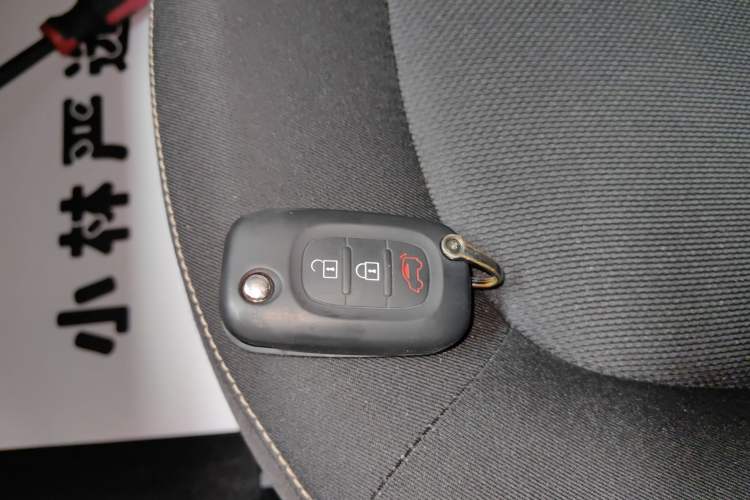 Used smart fortwo 2016 1.0L 52 kW Convertible Passion Edition Interior 1
