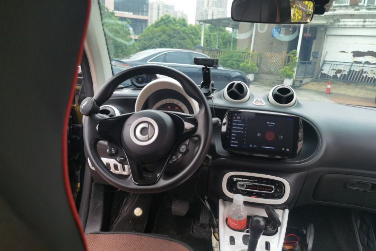 Used smart fortwo 2016 1.0L Grey Ranger Special Edition Steering Wheel