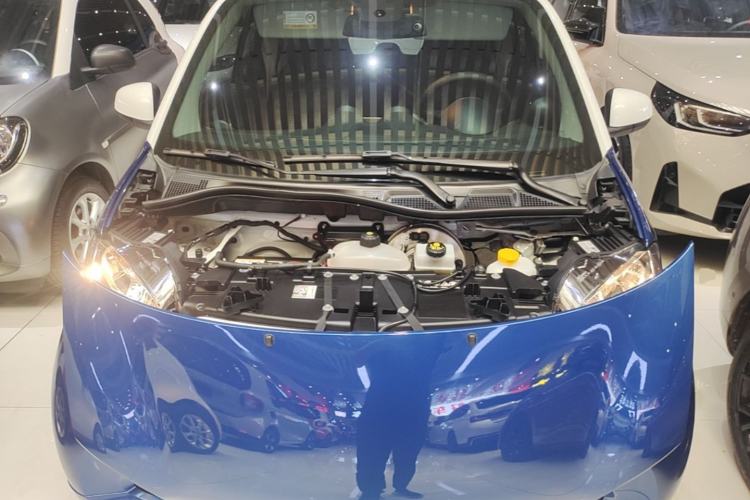 Used smart fortwo 2016 0.9T 66kW Hardtop Pioneer Edition Engine Bay