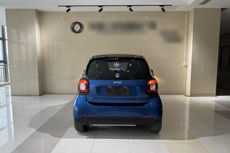 Used smart fortwo 2016 0.9T 66kW Hardtop Pioneer Edition Exterior 5