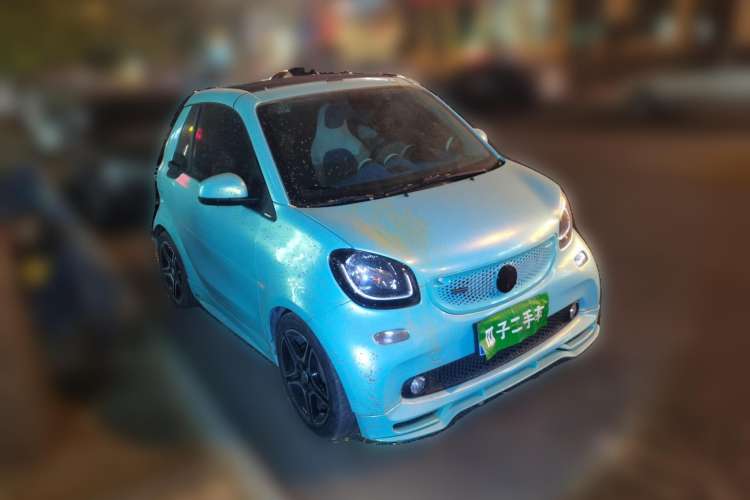 Used smart fortwo 2016 0.9T 66kW Convertible Ultimate Edition Front Right 45 Deg