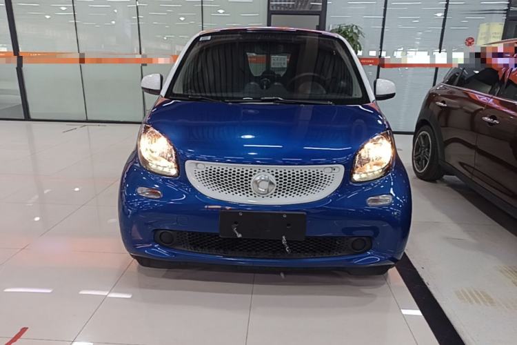 Used smart fortwo 2016 0.9T 66kW Hardtop Pioneer Edition Front