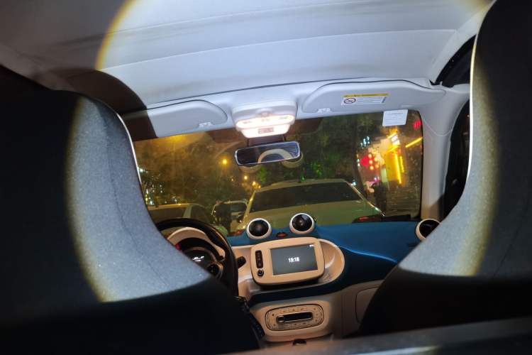 Used smart fortwo 2016 0.9T 66kW Convertible Ultimate Edition Headliner