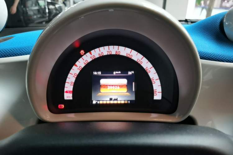 Used smart fortwo 2016 0.9T 66kW Hardtop Pioneer Edition Instrument Cluster